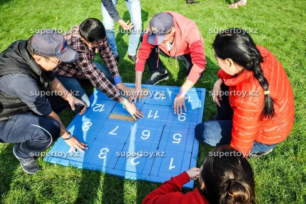 Аттракцион Мега Пятнашки