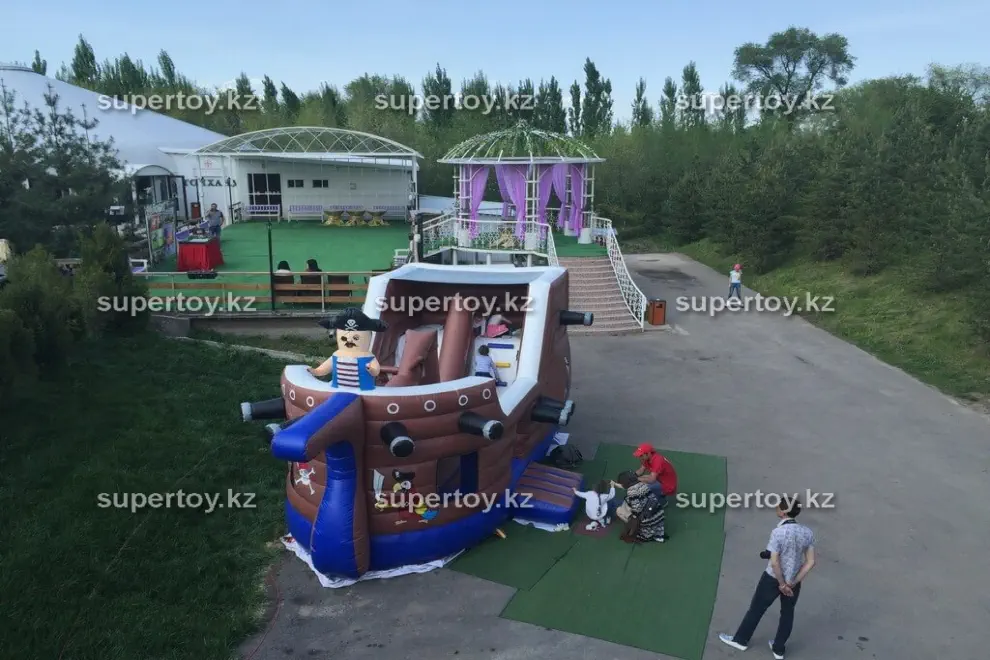 Надувной батут Пиратский корабль